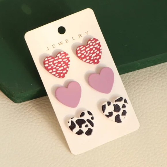 **SHARNI* 6-Pc Assorted Design Fashion Heart Earring Set - Picture 1 of 3